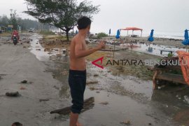 Beberapa hari kedepan, "tsunami" kecil masih terjadi di Bengkulu