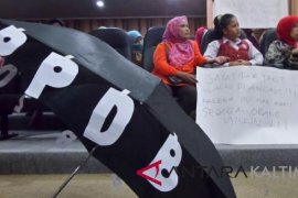 PPDB, ratusan pendaftar banjiri SMPN 6 Surakarta