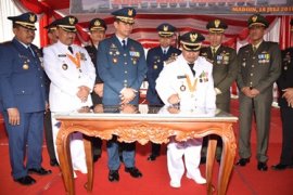 Bupati Madiun-Danlanud Iswahjudi Resmikan Monumen Pesawat Tempur F-5 (Video)