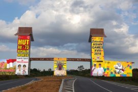 Governor will run to carry Asian Games torch