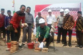 Ciptakan Lapangan Kerja, Ketua DPRD Rohil Apresiasi PT. Sindora Seraya Bangun PKS