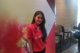 Anak salah satu pahlawan dalam hidupnya, kata Sandra Dewi