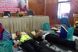 Peringati HUT Bhayangkara, Polres Solok gelar donor darah