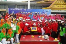 Meriahkan HUT BPJS Kesehatan ke-50, 800 Orang Ikuti Senam Sehat Kolosal 18.818 JKN-KIS di Pekanbaru