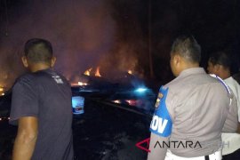 Seorang nenek tewas terbakar
