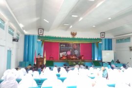 FPL-Mimbar Pos beri penghargaan tokoh penggerak literasi