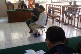 Warga Rusia impor narkoba dituntut 7,5 tahun