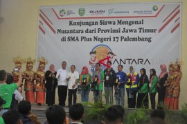 BUMN Hadir- SMN kunjungi sekolah unggulan di Palembang Page 2 Small