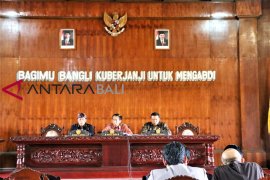 DPRD Bangli gugurkan satu Ranperda