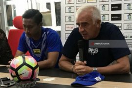 Mario Gomez kecewa Persib dikalahkan Mitra Kukar