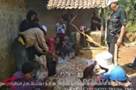 Mahasiswa STPP Bogor beri penyuluhan pakan alternatif