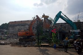 Eks bioskop Cineplex dibongkar untuk lahan parkir