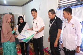 Serahkan Santunan BPJS