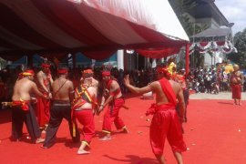West Kalimantan mandau attractions makes governor tense