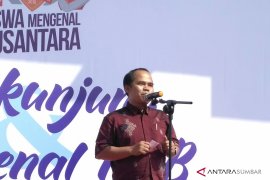 Tenun Balai Panjang Payakumbuh mulai tembus pasar luar negeri, promosikan ke Inggris dan Singapura