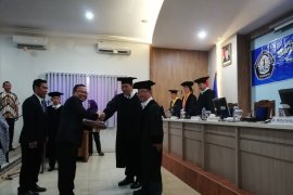 Ketua IJTI raih doktor dari penelitian UMKM batik