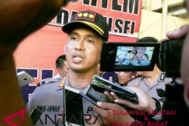 Polisi ringkus pasangan suami istri pencuri motor