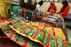 Kasus Makanan Dan Obat Ilegal