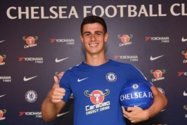 Courtois hengkang, Chelsea pecahkan rekor dunia datangkan Kepa