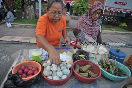 Makanan khas kemerdekaan di Palembang Page 3 Small