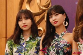 Mina absen dari konser TWICE di Philadelphia karena masalah kesehatan