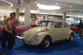 Perlihatkan eksistensi, pecinta kendaraan klasik gelar pameran