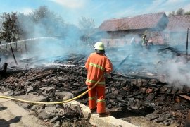 Dua Rumah di Gondang Bojonegoro Terbakar Habis