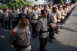 Pemberangkatan Pasukan BKO Brimob Polda Jatim