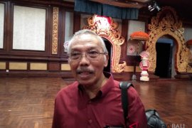 Prof Dibia kritisi rencana pembangunan pusat kebudayaan