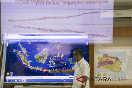 Antisipasi gempa bumi susulan di Lombok