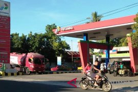 Pemkot Pariaman ancam cabut izin SPBU nakal