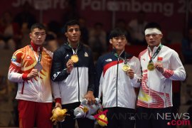 Medali Gulat Greco-Roman 77 Kg Putra