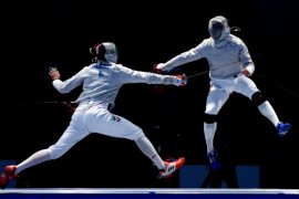 Anggar Pertandingkan Floret dan Degen Beregu