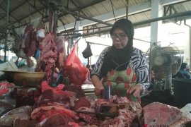 Masih perayaan kurban, harga daging di Kudus stabil