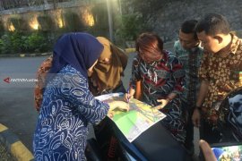 Pansus Kunjungi Lokasi Perubahan Nama Jalan di Surabaya