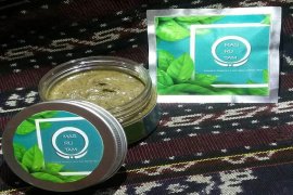 Mahasiswa IPB ciptakan masker rumput laut dan ampas teh, solusi atasi jerawat