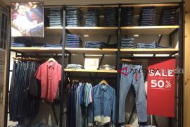Diskon hingga 50 persen di Levi's Picon