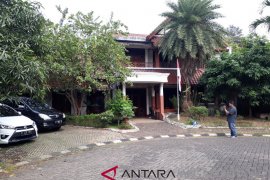 Kediaman Nur Mahmudi Ismail sepi