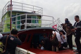 Mau ke Taman Sembilang ? naik saja kapal belantara