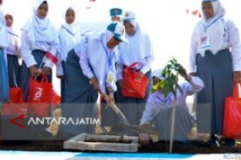 Peserta SMN Upacara di Tol Pandaan - Singosari - Malang