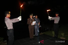 Sijunjung tradisikan malam tirakatan bentuk penghormatan ke pahlawan
