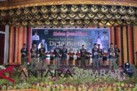 Generasi muda Sijunjung dibekali nilai adat dan budaya