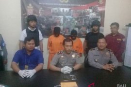 Komplotan pencuri modus sebagai pembeli ditangkap polisi