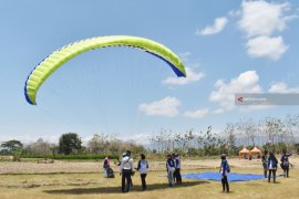 FASI Jatim Bina Atlet Lewat Kejuaraan Paralayang (Video)