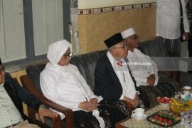 KH Makruf Minta Doa Restu Ulama Kediri Jelang Pemilu Presiden 2019 (Video)