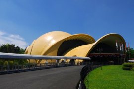 Teater Imax Keong Emas Gunakan Teknologi Proyektor Teranyar