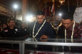 Ratusan Keris Peninggalan Zaman Kuno Dipamerkan di Kediri
