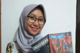 Ditta Hakha penulis muda dengan 12 buku