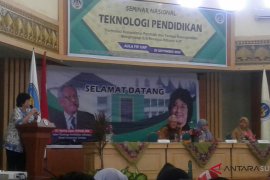 UNP sudah terapkan 750 mata kuliah sistem online