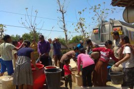 BPBD Bojonegoro Tingkatkan Jumlah Droping Air (Video)